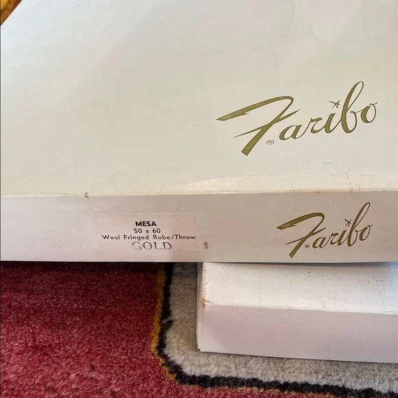 Vintage NEW IN ORIGINAL BOX FARIBO  Mesa wool blanket/throw. 50 x 60. 100% WOOL - Picture 8 of 10